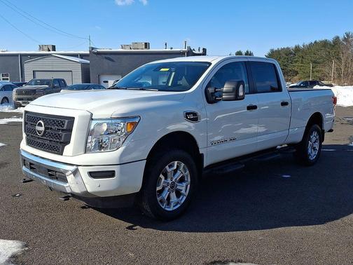 2023 Nissan Titan XD SV