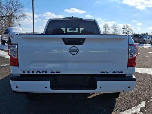 2023 Nissan Titan XD SV