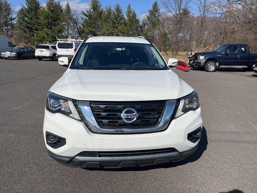 Glacier White 2019 Nissan Pathfinder S
