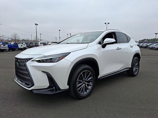 2022 Lexus NX 350h Premium