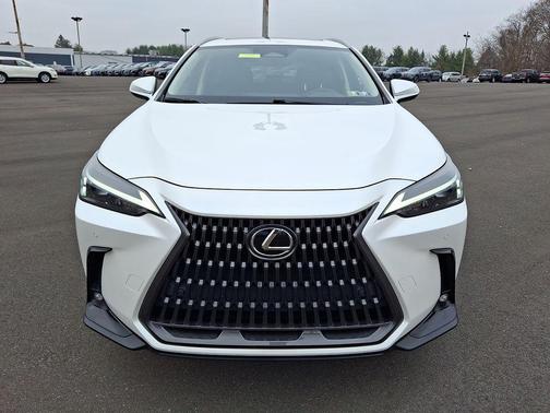 2022 Lexus NX 350h Premium