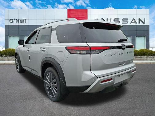 2025 Nissan Pathfinder SL 4WD