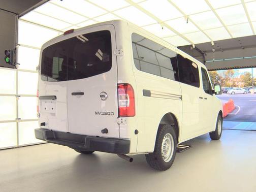 2020 Nissan NV Passenger NV3500 HD S V6