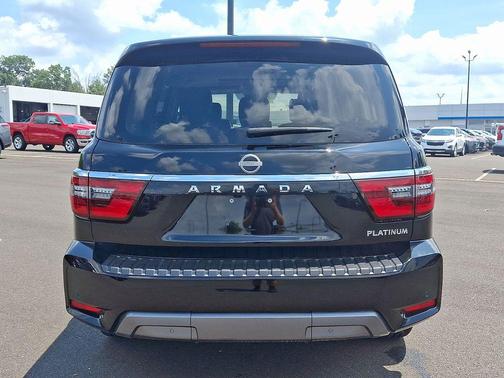 2022 Nissan Armada Platinum 4WD