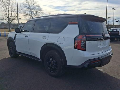 2025 Nissan Armada PRO-4X 4WD