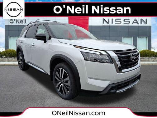 2025 Nissan Pathfinder Platinum 4WD