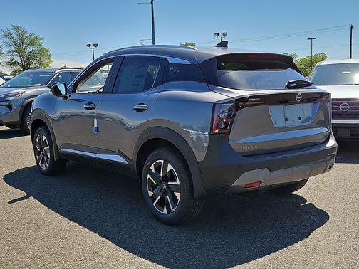 Gun Metallic 2026 Nissan Kicks SV