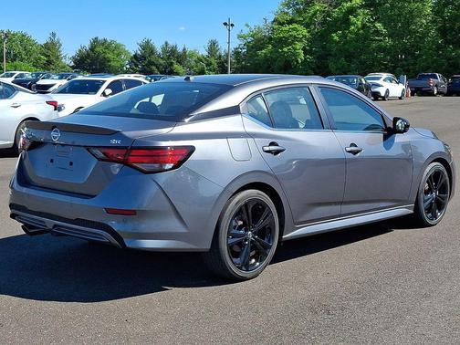 Gun Metallic 2023 Nissan Sentra SR