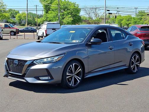 Gun Metallic 2023 Nissan Sentra SR