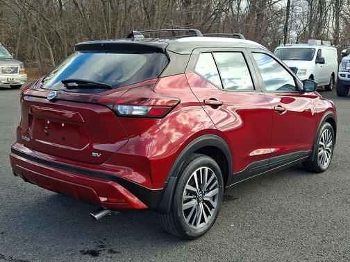2021 Nissan Kicks SV