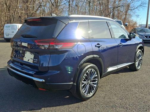 2024 Nissan Rogue Platinum