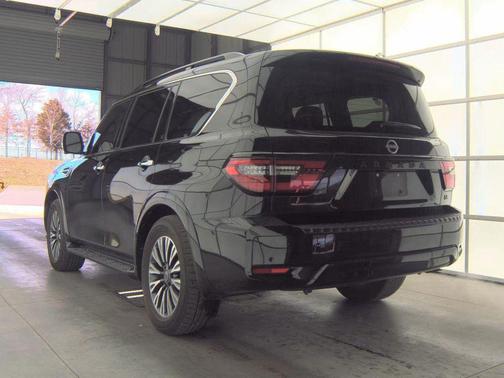 2024 Nissan Armada SL 4WD