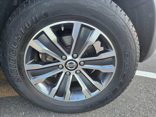 Brilliant Silver 2018 Nissan Armada SL