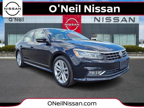 2018 Volkswagen Passat 2.0T SEL Premium