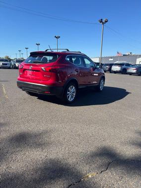 2018 Nissan Rogue Sport SV