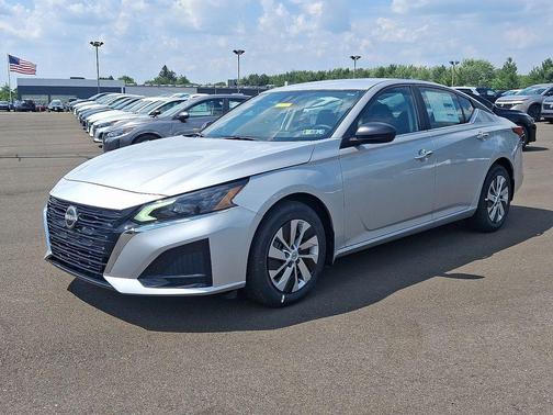 2025 Nissan Altima S FWD