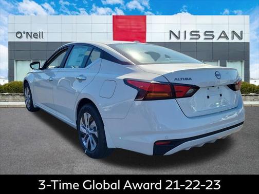 2025 Nissan Altima S FWD