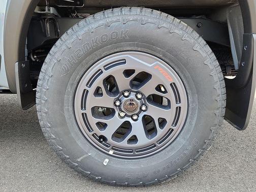 2025 Nissan Frontier PRO-4X