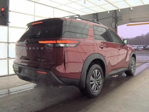 2023 Nissan Pathfinder SV 4WD