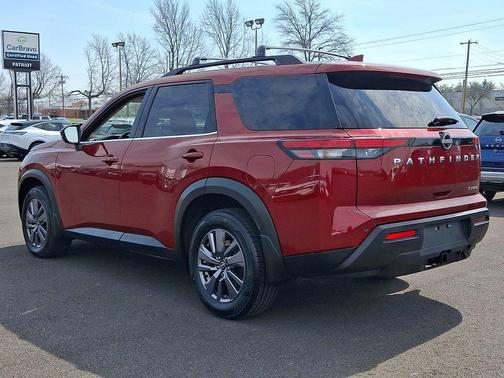 Scarlet Ember Tintcoat 2023 Nissan Pathfinder SV 4WD