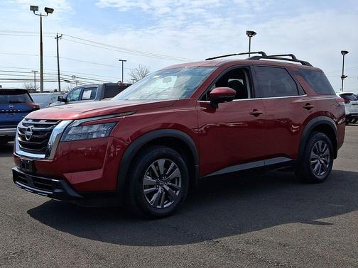 Scarlet Ember Tintcoat 2023 Nissan Pathfinder SV 4WD