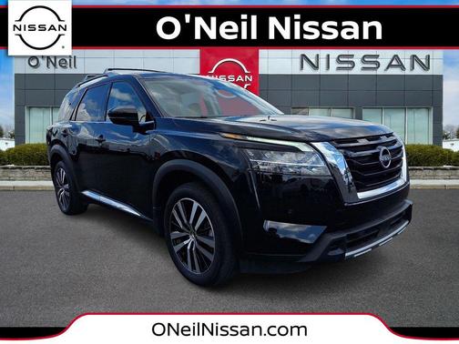 2023 Nissan Pathfinder Platinum 4WD