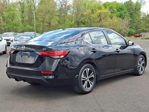 Super Black 2023 Nissan Sentra SV