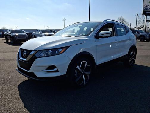 2022 Nissan Rogue Sport SL