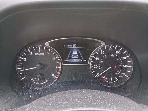 Magnetic Black Pearl 2020 Nissan Pathfinder SL 4WD
