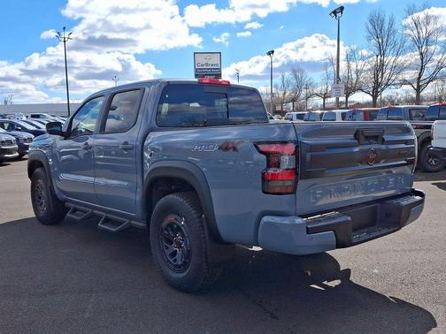 2025 Nissan Frontier PRO-4X