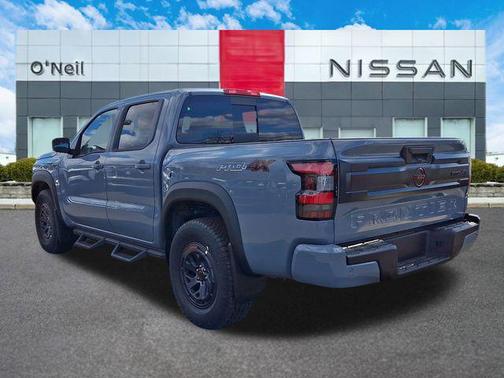 2025 Nissan Frontier PRO-4X