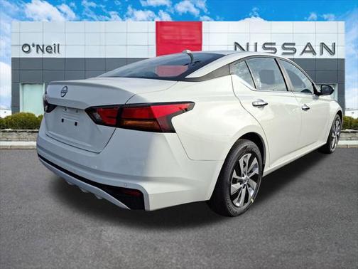 2025 Nissan Altima S FWD