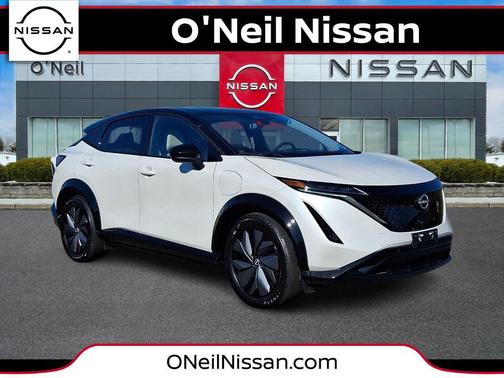 Black Diamond Pearl 2025 Nissan ARIYA EVOLVE+