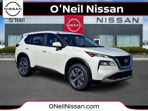 Pearl White Tricoat 2023 Nissan Rogue SV