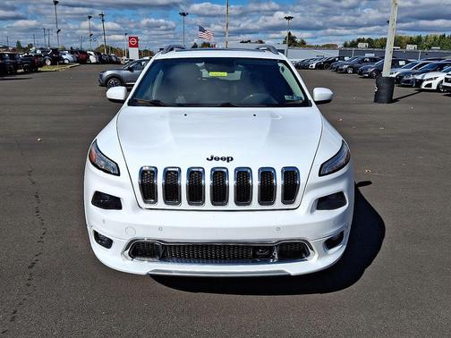 2017 Jeep Cherokee Overland