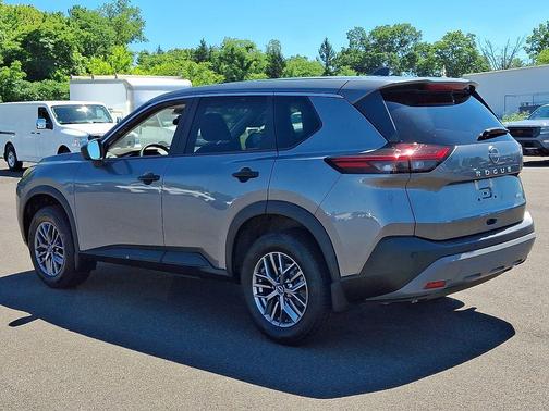 Gun Metallic 2023 Nissan Rogue S