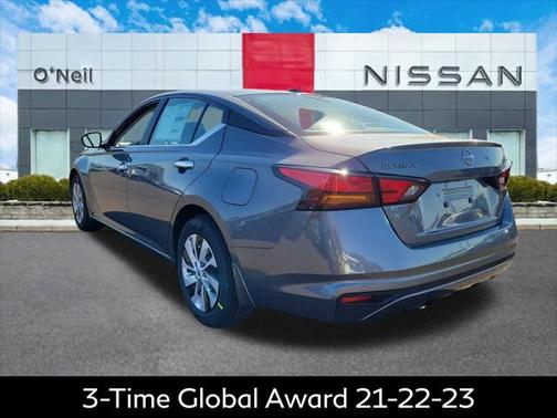 2025 Nissan Altima S FWD