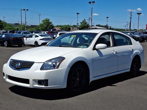 Winter Frost Pearl 2008 Nissan Maxima SE