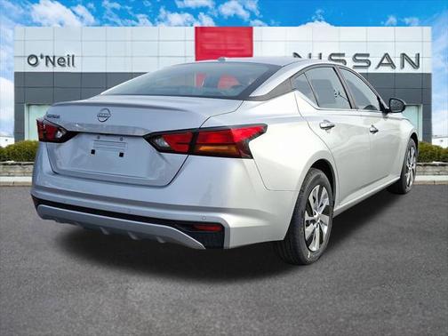 2025 Nissan Altima S FWD