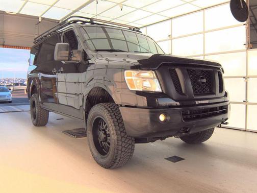 2018 Nissan NV Passenger NV3500 HD SL V8