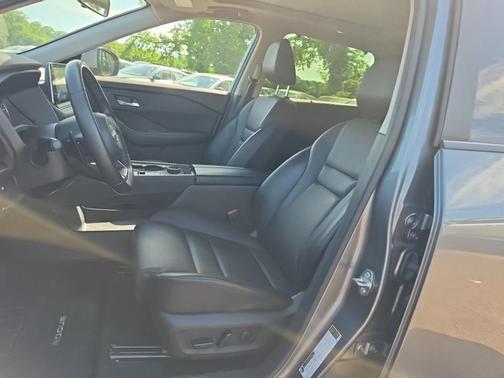 Gun Metallic 2023 Nissan Rogue SV