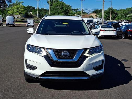 Glacier White 2019 Nissan Rogue S