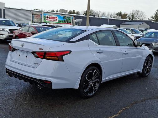 2025 Nissan Altima SR AWD