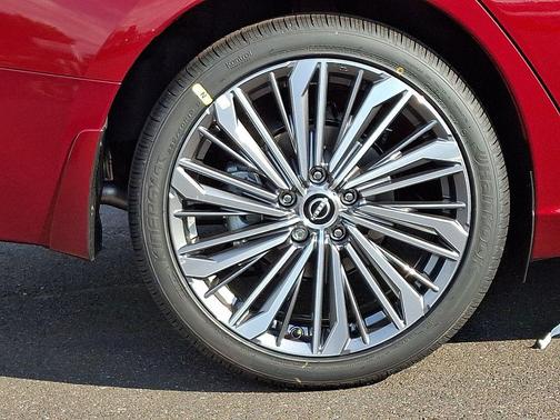 Scarlet Ember Tintcoat 2026 Nissan Altima 2.5 SV