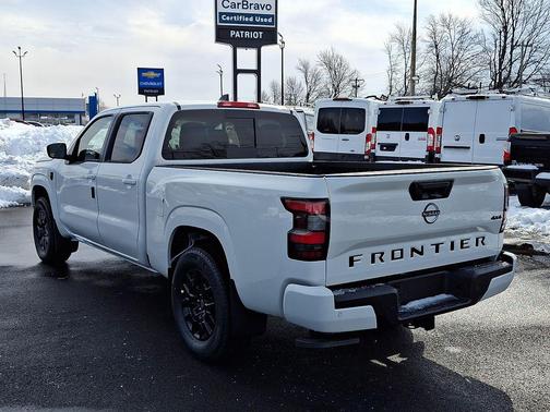 2026 Nissan Frontier SV