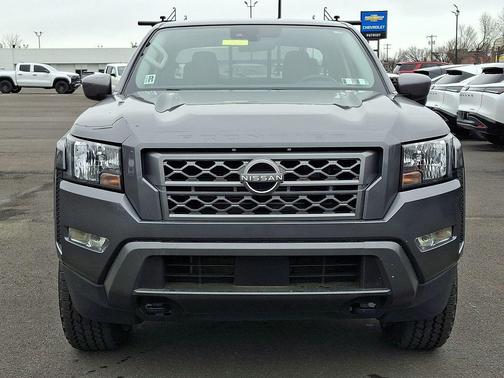 Gun Metallic 2022 Nissan Frontier SV