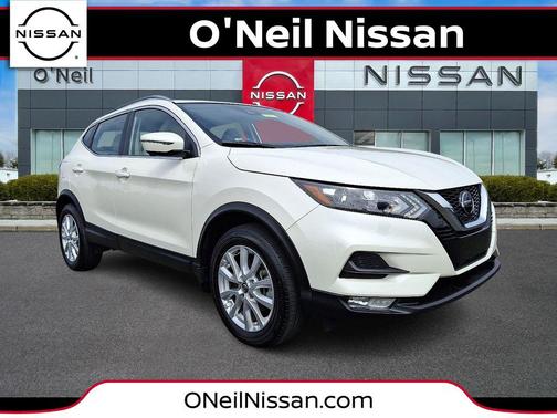 2022 Nissan Rogue Sport SV