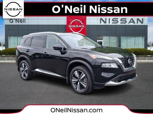 Super Black 2023 Nissan Rogue Platinum