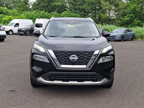 Super Black 2023 Nissan Rogue Platinum