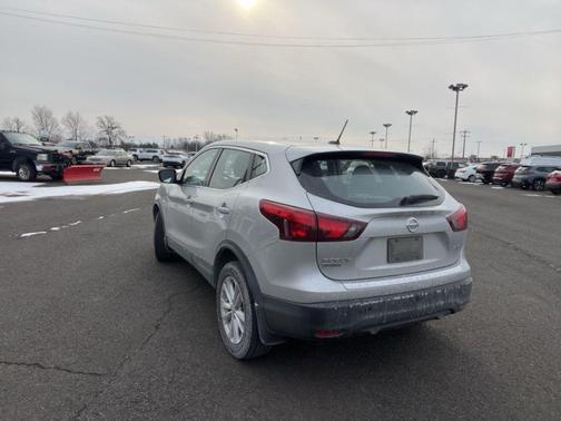 2019 Nissan Rogue Sport S